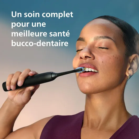 Sonicare DiamondClean Smart 9400 - brosse à dents électrique avec 4 modes de brossage, 3 niveaux d'intensité, capteur de pression, connecté à l’application, noir, modèle HX9918/89 Noir Classique + 4 têtes