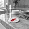 Faut-il vraiment rincer l’eau micellaire après le démaquillage du visage ?