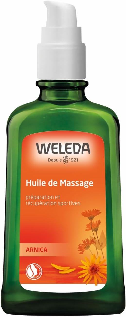 Huile de Massage à l'Arnica - Préparation et récupération sportives - Nourrit, assouplit et tonifie la peau - Pour les sportifs avant ou après l'effort physique - NATRUE* - Bio** - Vegan*** - 100 ml