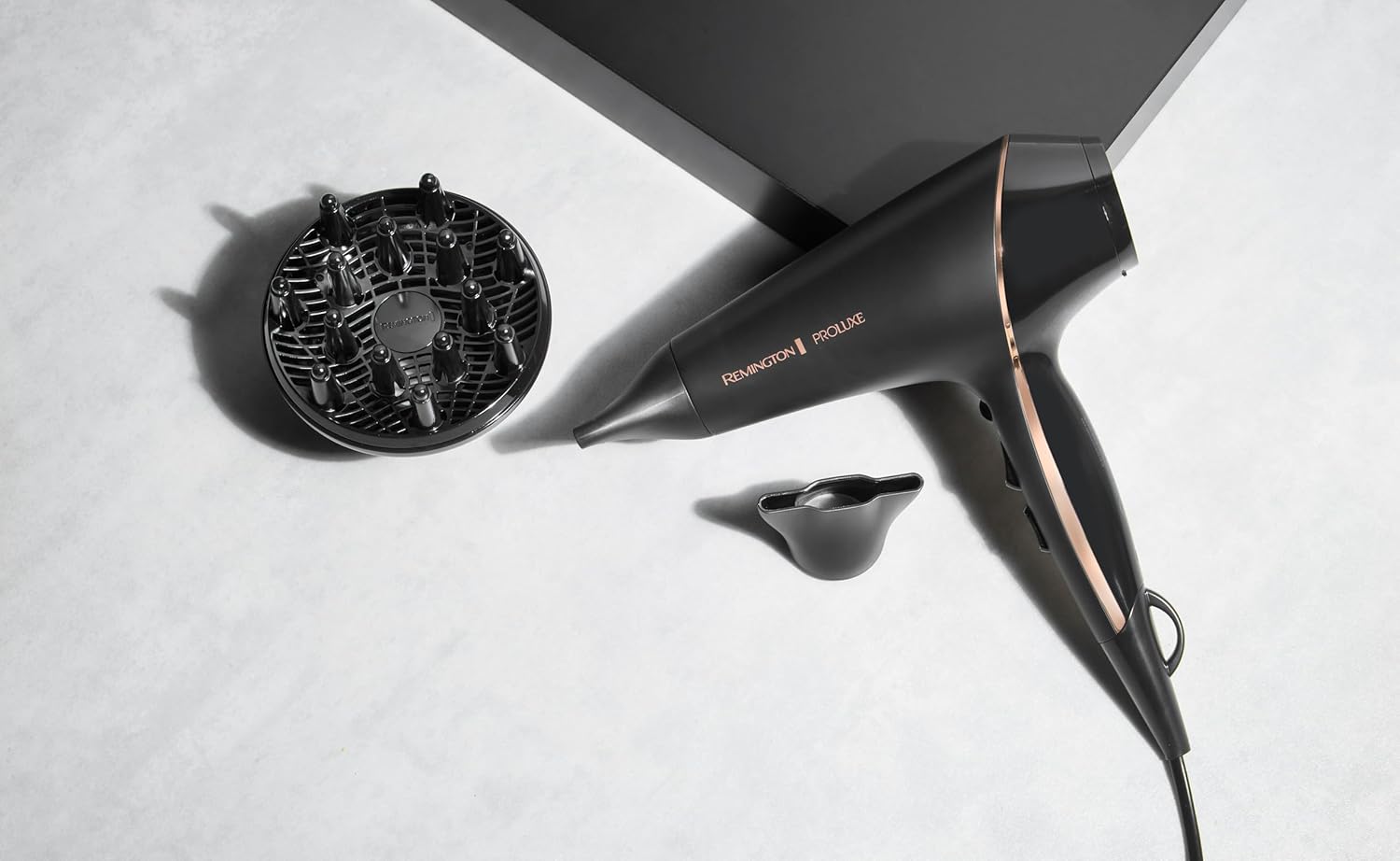 Sèche-cheveux Ionique [Technologie OptiHeat] PROluxe Midnight (2400W, moteur AC pro durable, résultat salon & longue tenue, soin ionique, 3 concentrateurs + 1 diffuseur volume) AC9140B