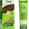 Test Herbal Time Henné Brun Naturel 10 : la colo « plus clean » qui fait (presque) le job sur les cheveux blancs