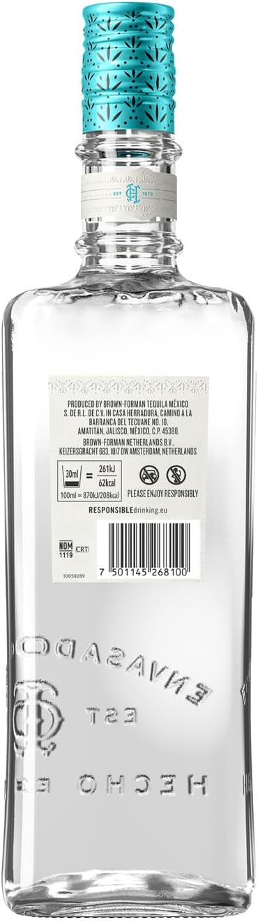 El Jimador - Tequila Blanco - Tequila Mexicaine Authentique - Fermentation Naturelle - Notes Délicates d'Agave Cuit et d'Agrumes - Idéale pour Cocktails Rafraichissants - 38% vol - 70 cl 70Cl