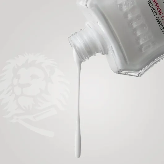 Baume après-rasage pour peaux sensibles (flacon de 100 ml) – Soin visage homme pour apaiser et protéger la peau à l'avoine et thé vert– Fabriqué en Italie 100 ml (Lot de 1)