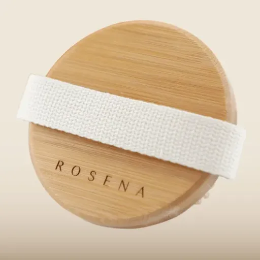 Test Rosena Brosse Corps à Sec : une brosse simple qui fait le job pour la peau sèche