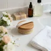 Test SURDOCA Brosse à sec corps : une petite brosse en poils de sanglier qui fait le job sans chichi